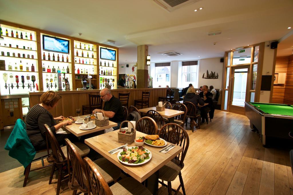 The Kirkwall Hotel Екстериор снимка
